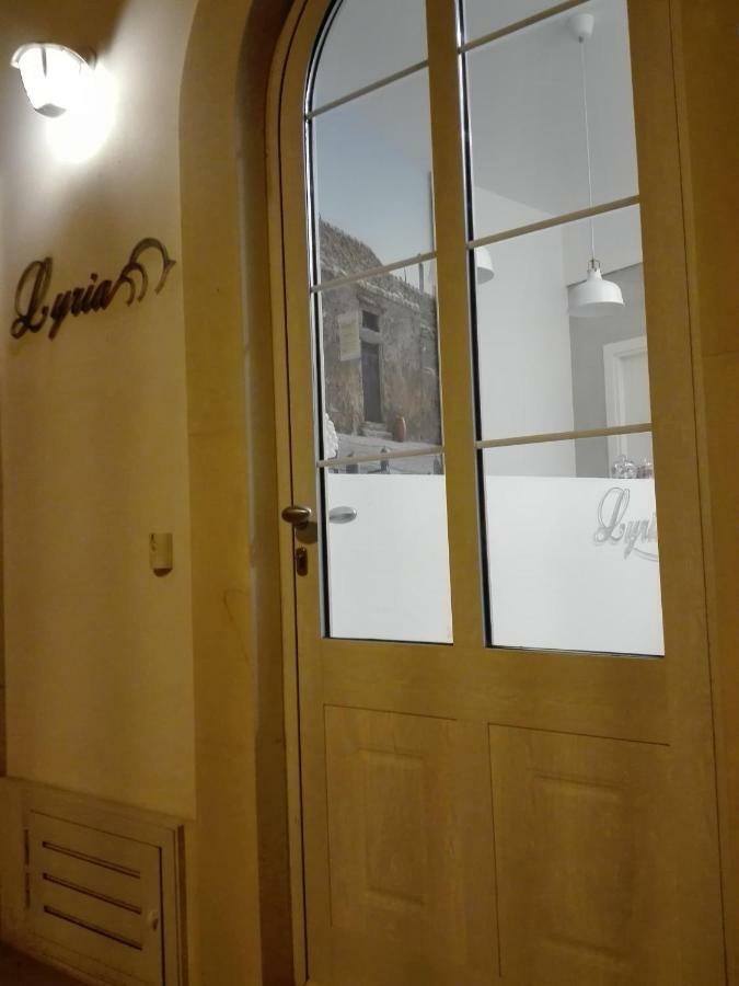 Lyria Hotel มาร์ซาเมมี ภายนอก รูปภาพ